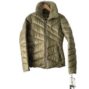 Bernardo Crisscross Medium Short Puffer Jacket Women's  Xs 800